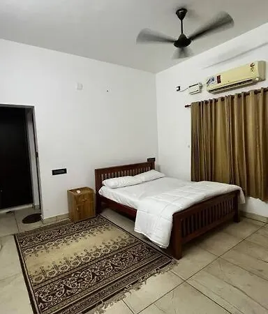 Traditional House Near Kochi Exterior photo
